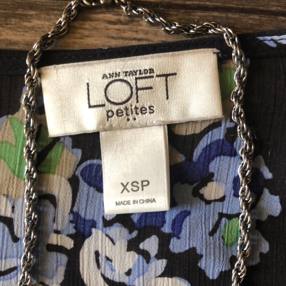 Loft Floral Dress size XSP - Picture 7 of 8